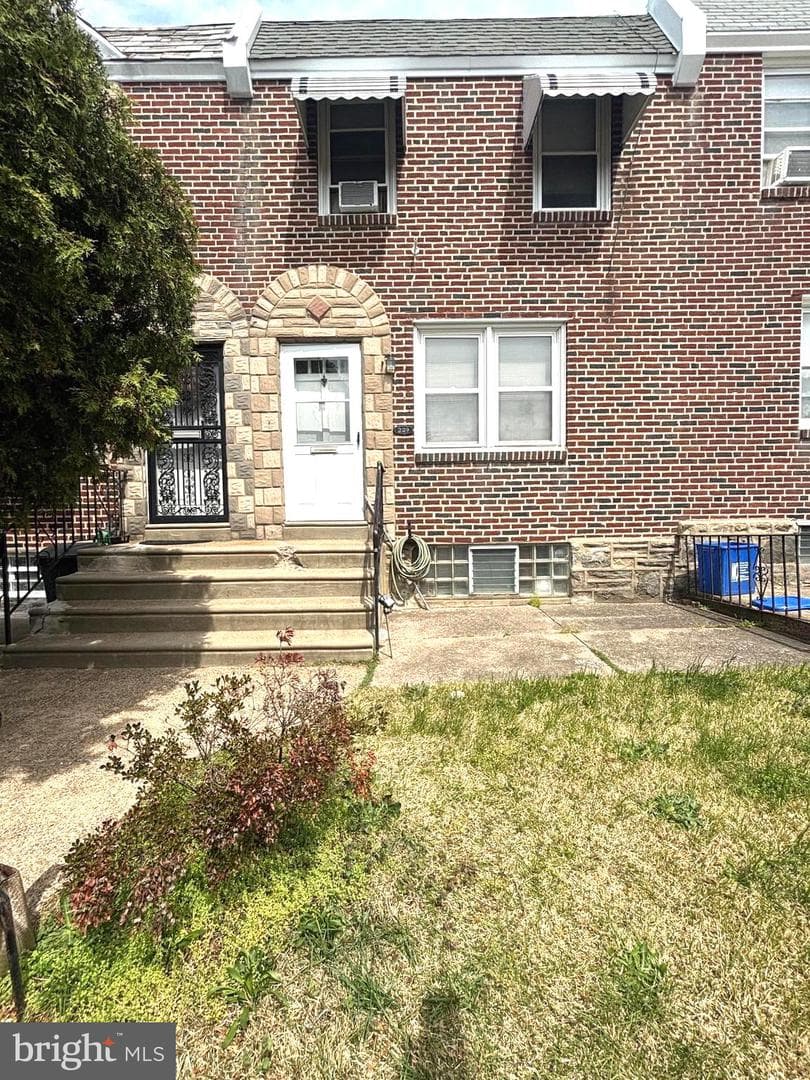 229 Stearly Street