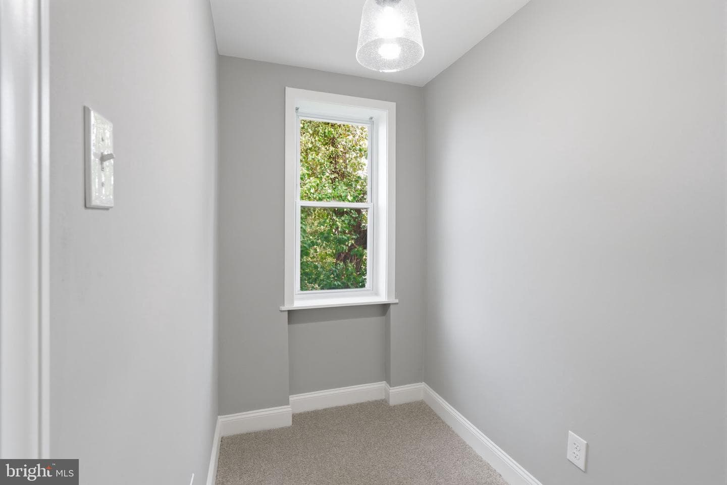 836 E Stafford photo 28