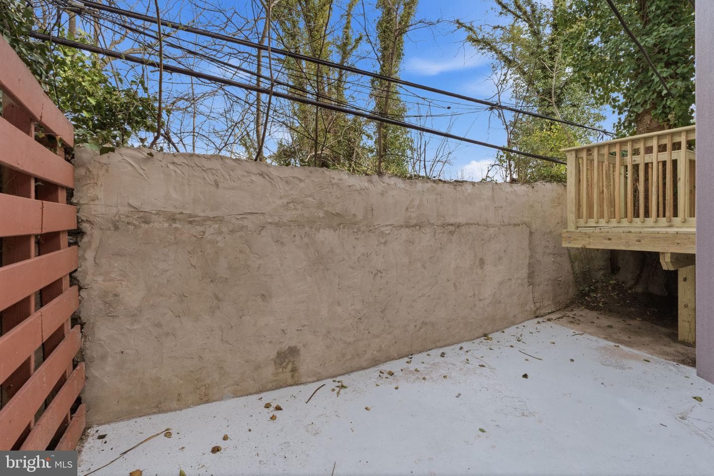 836 E Stafford photo 35