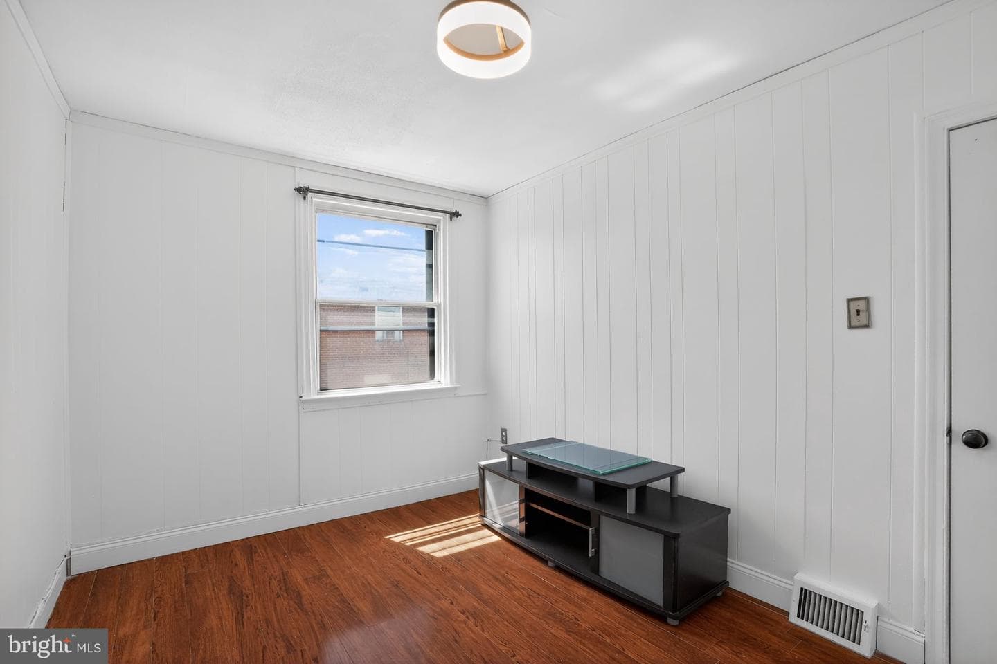 1222 Passmore Street photo 10