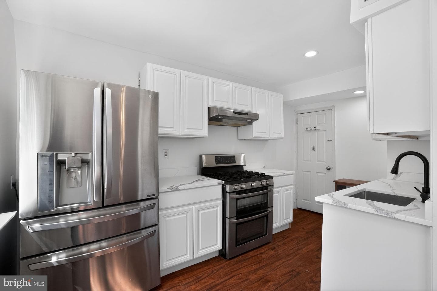1222 Passmore Street photo 24