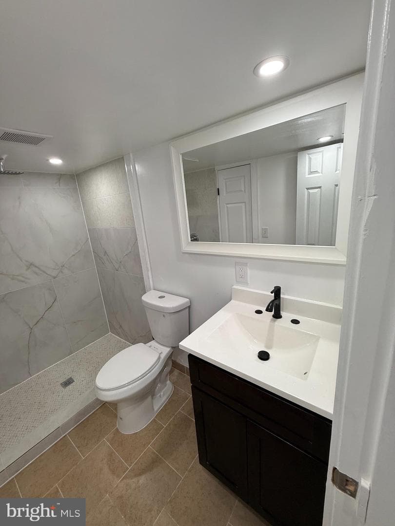 2938 Westmont Street photo 10