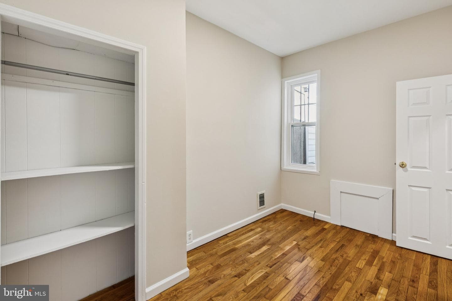 313 Daly Street photo 20