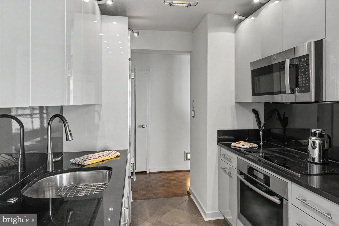 224 W Rittenhouse Square #1410 photo 13
