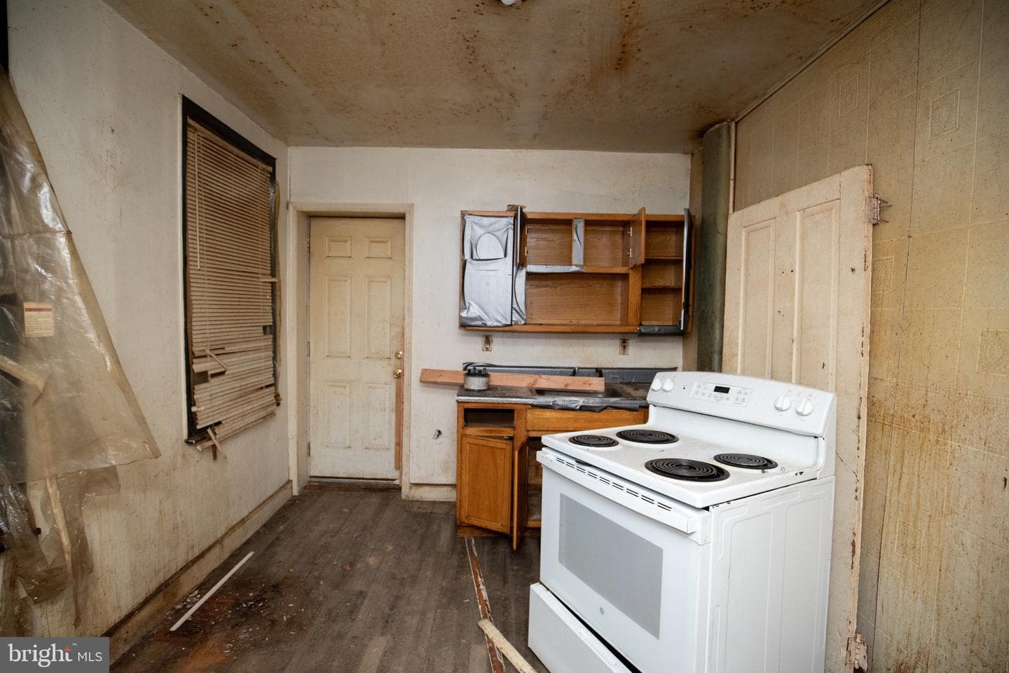 2453 N Bouvier Street photo 28