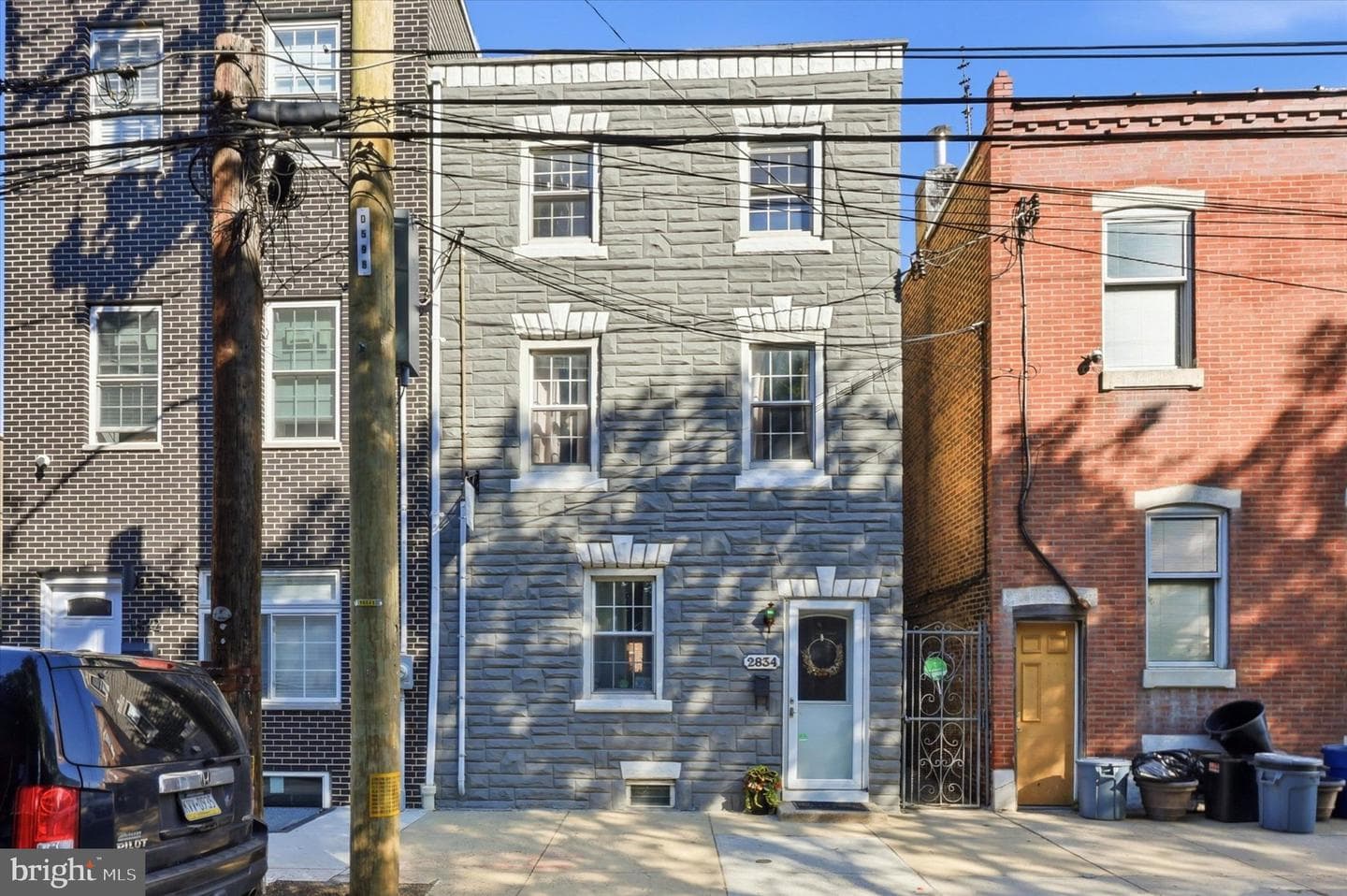 2834 Edgemont