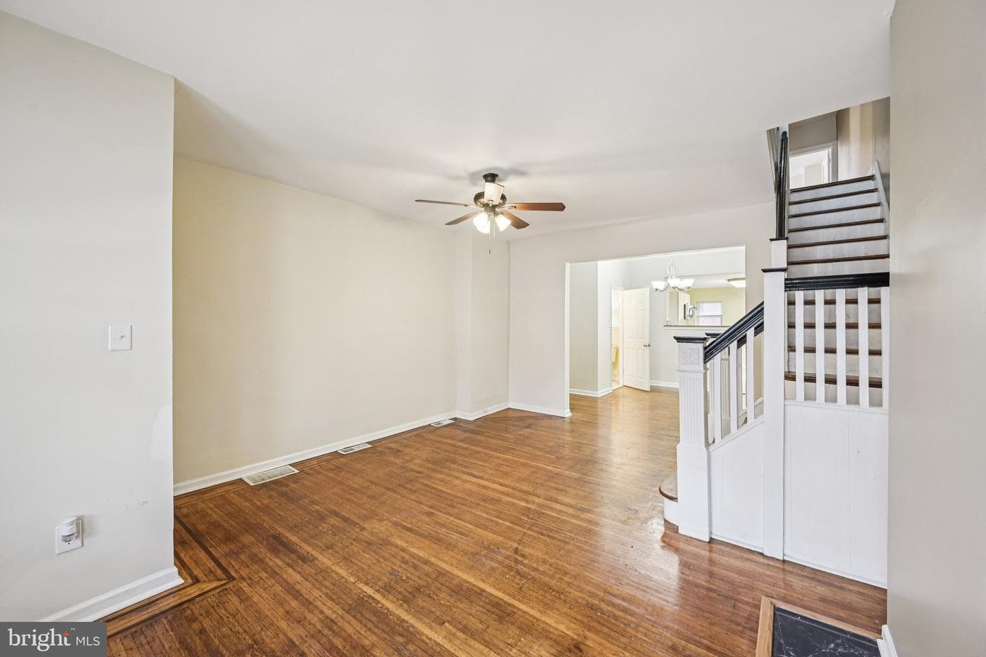 6231 Lansdowne Avenue photo 10