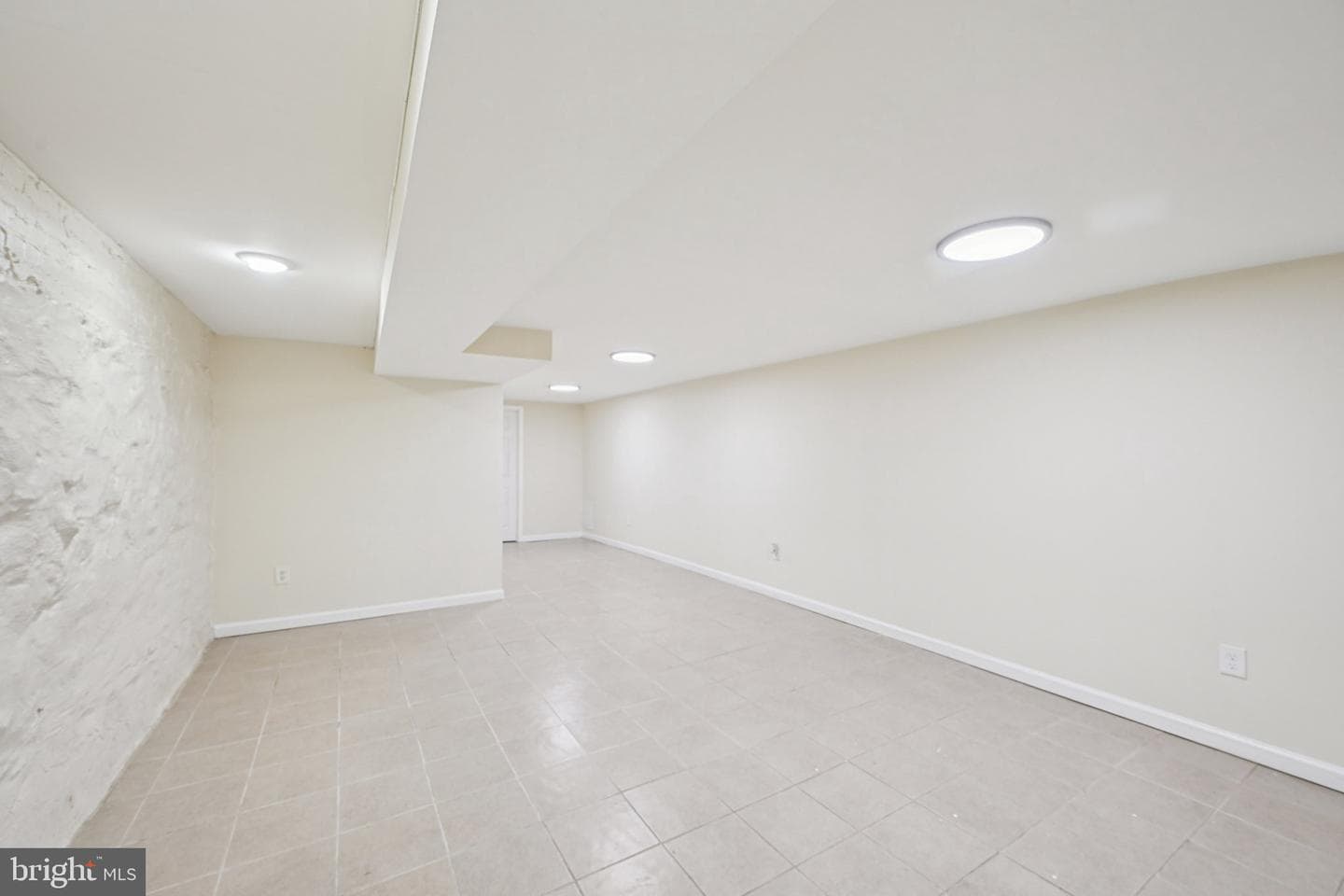6231 Lansdowne Avenue photo 33