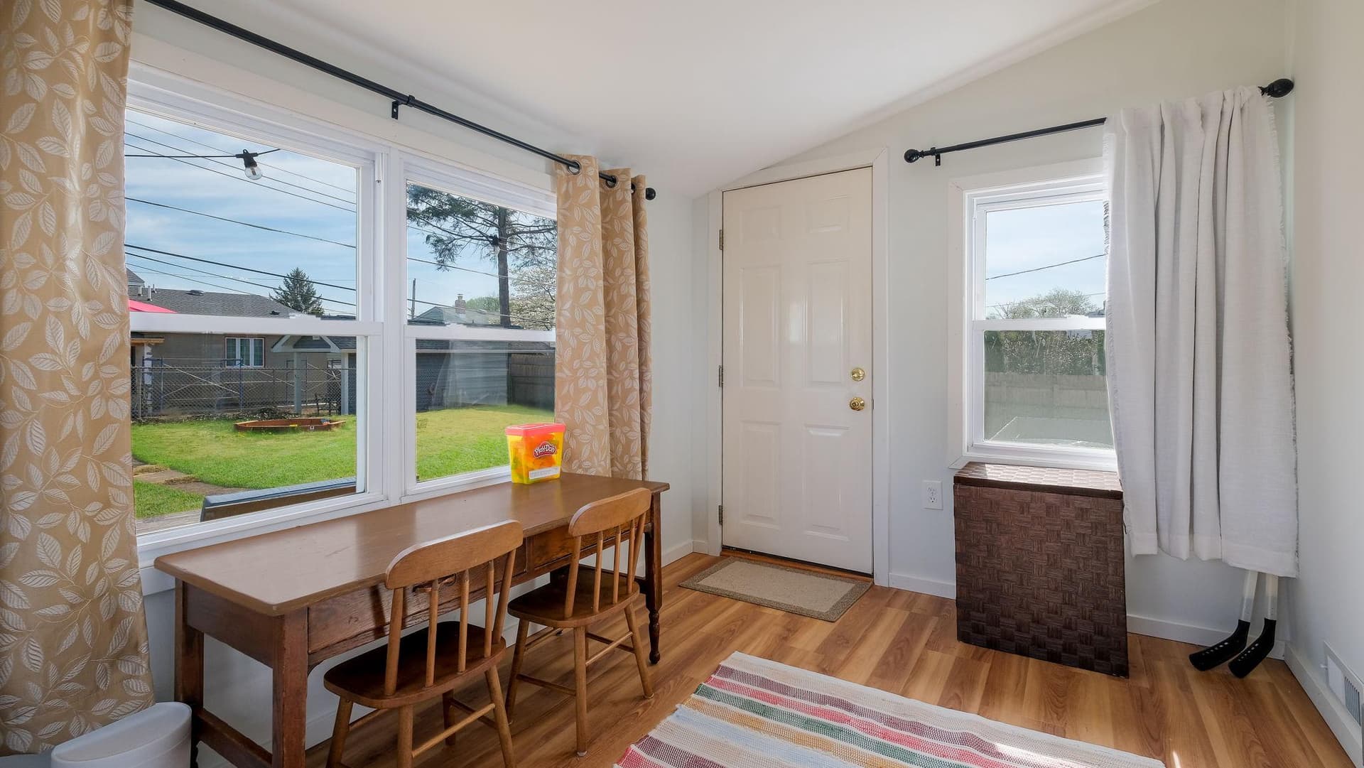 823 Regina Street photo 15