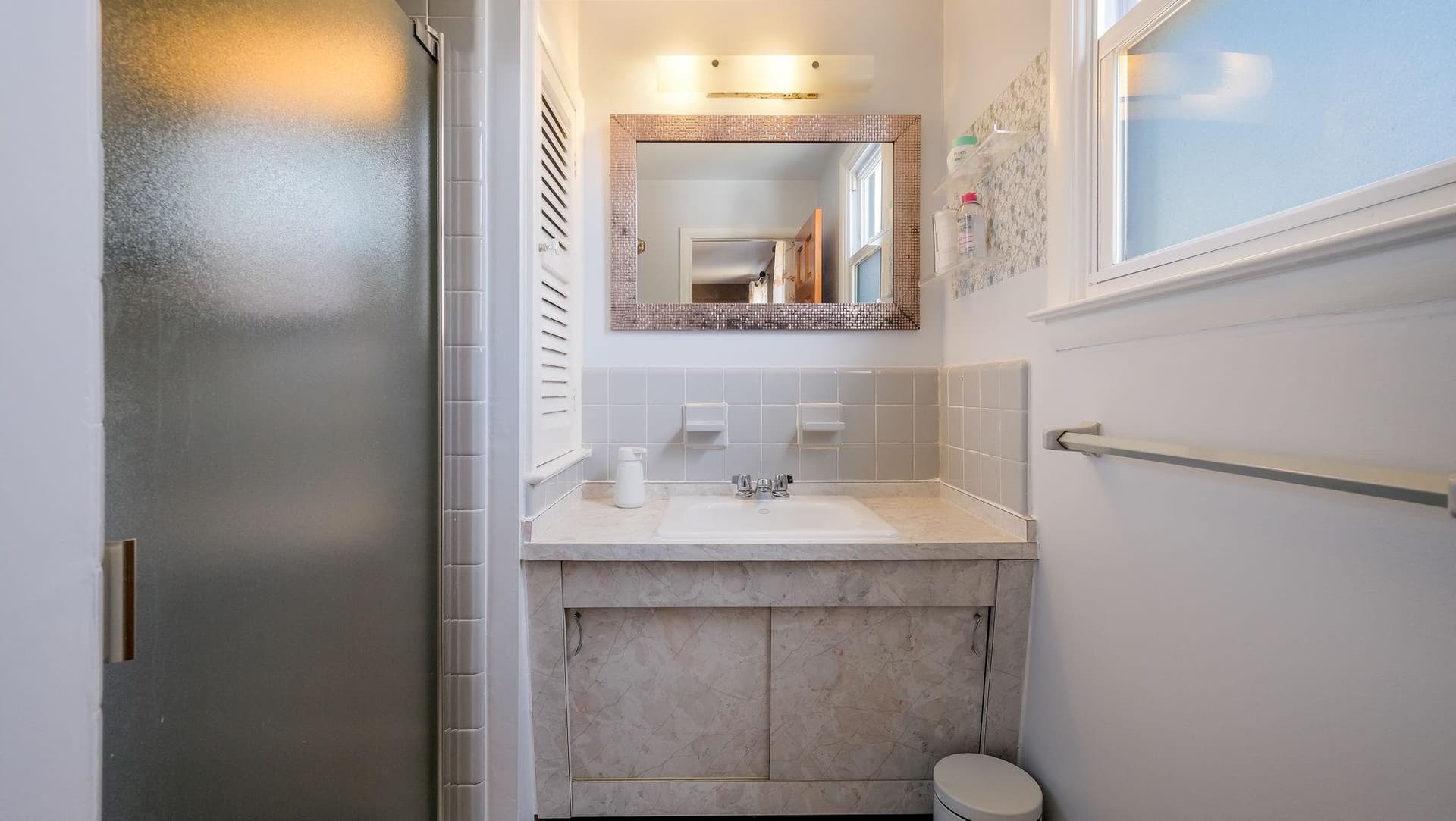 823 Regina Street photo 18