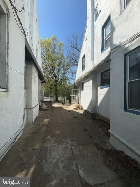 4828 E Roosevelt Boulevard photo 6