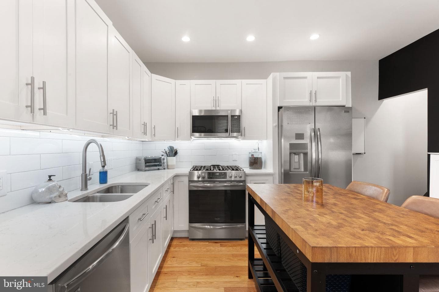 132 Shurs Lane photo 16