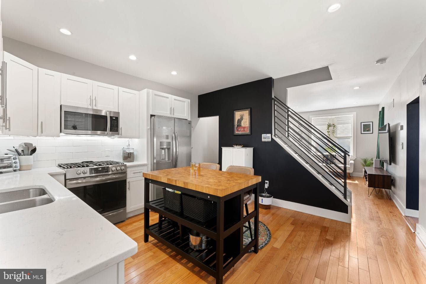 132 Shurs Lane photo 18