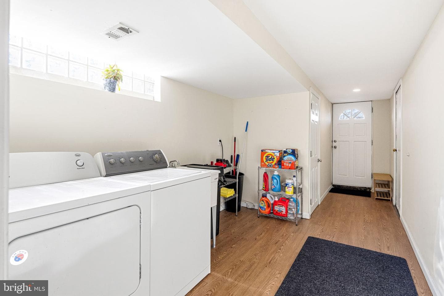 7265 Hill Road photo 27