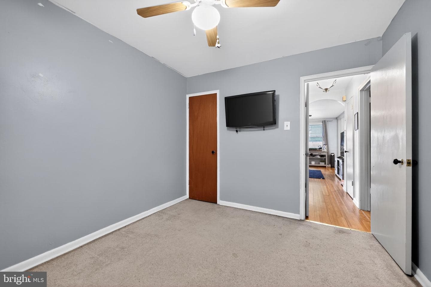 4100 Knorr Street #j photo 19