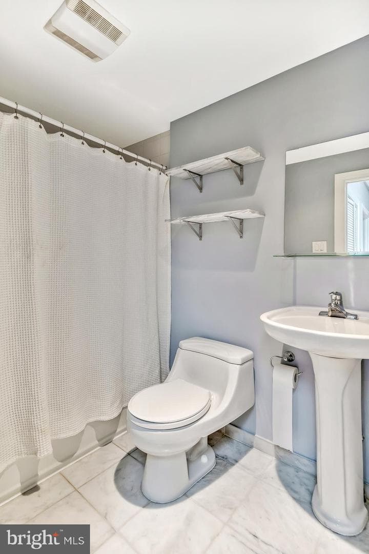 2100 Brandywine Street photo 33