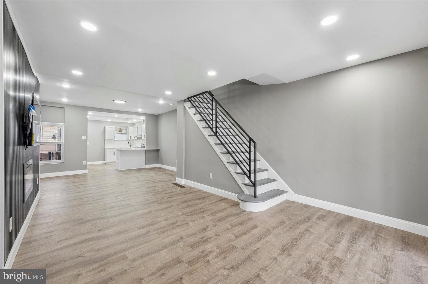5032 Boudinot Street photo 3