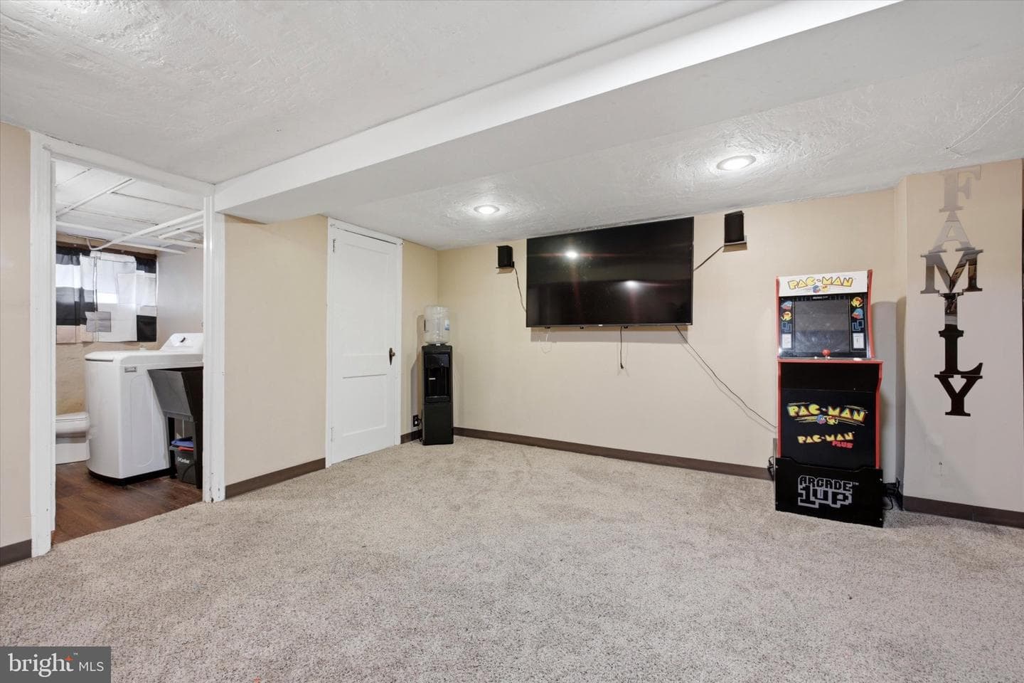 3339 Sheffield Avenue photo 21