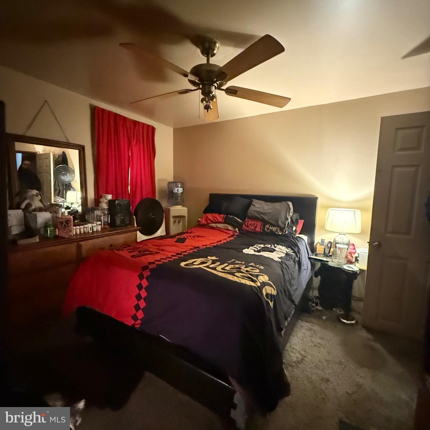 6449 Glenmore Avenue photo 3