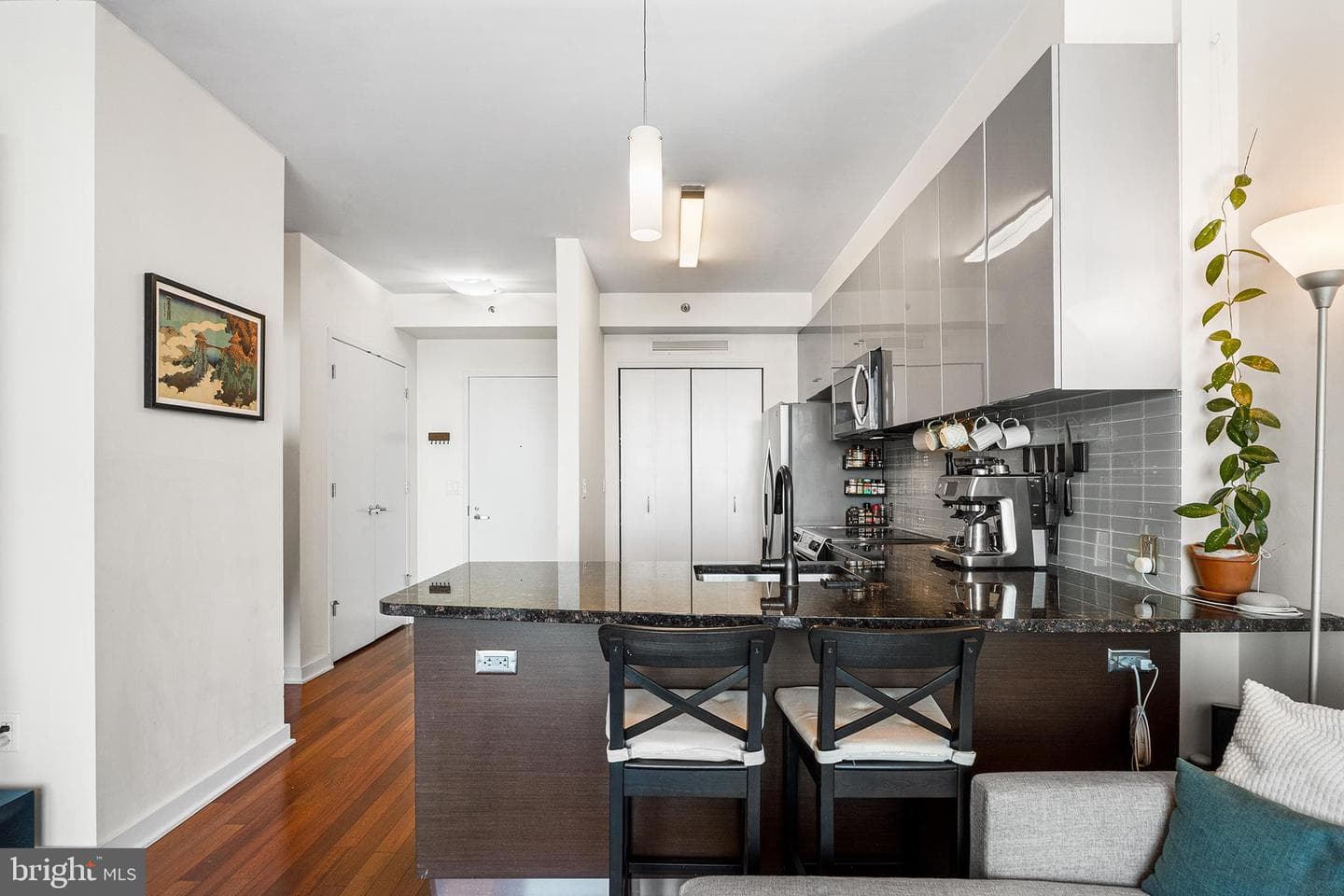 2101 Market Street #908 photo 9