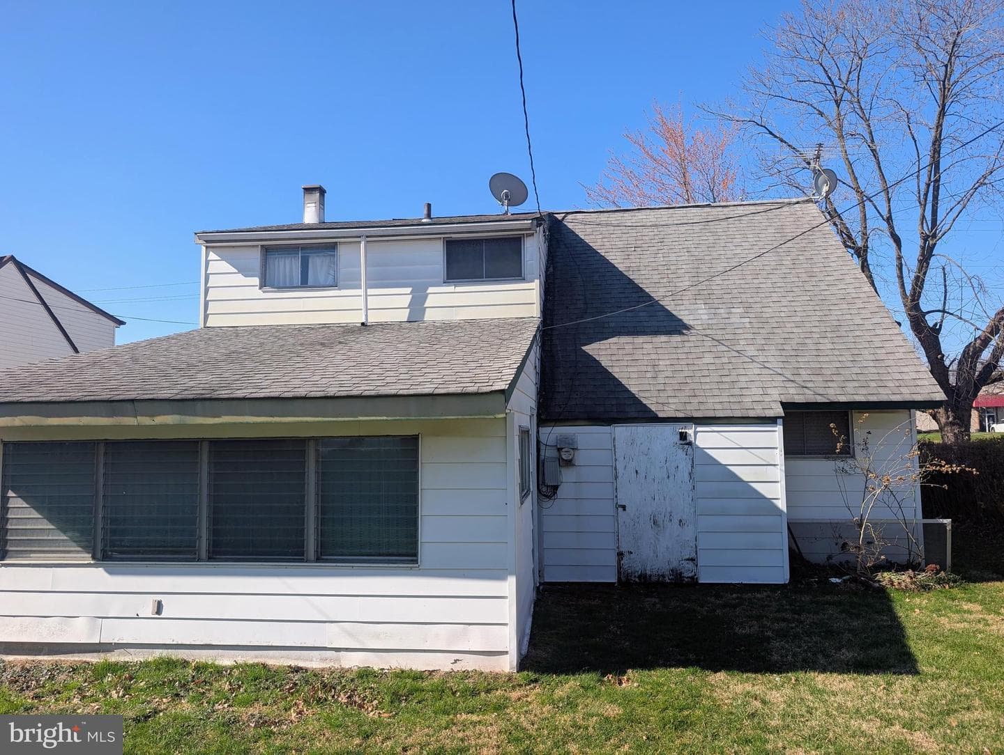 2873 Comly Road photo 4