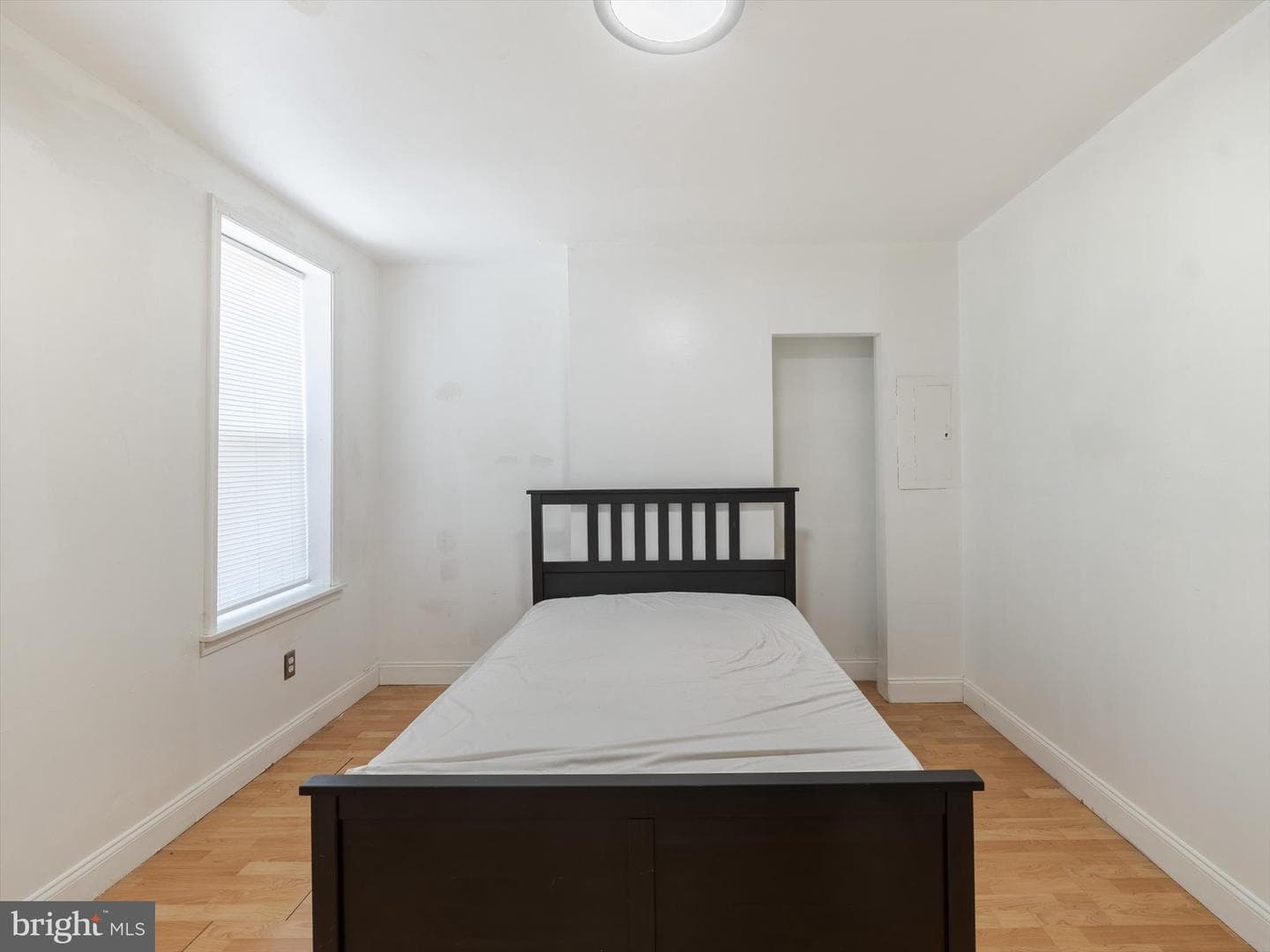 2442 S Sheridan Street photo 13