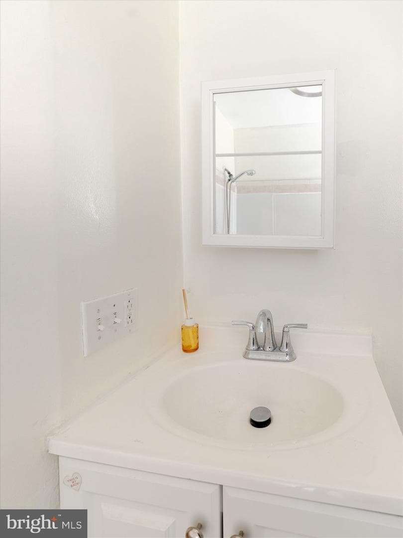 2442 S Sheridan Street photo 15