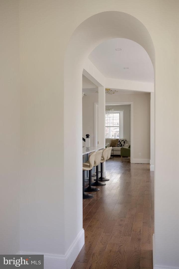 205 W Highland Avenue photo 21
