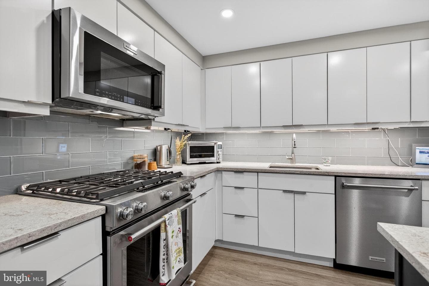 2401 Pennsylvania Avenue #2b27 photo 17