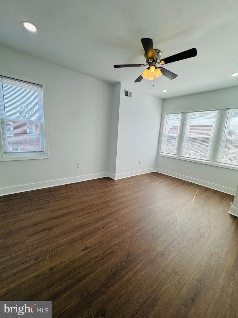 485 Robbins Street photo 25