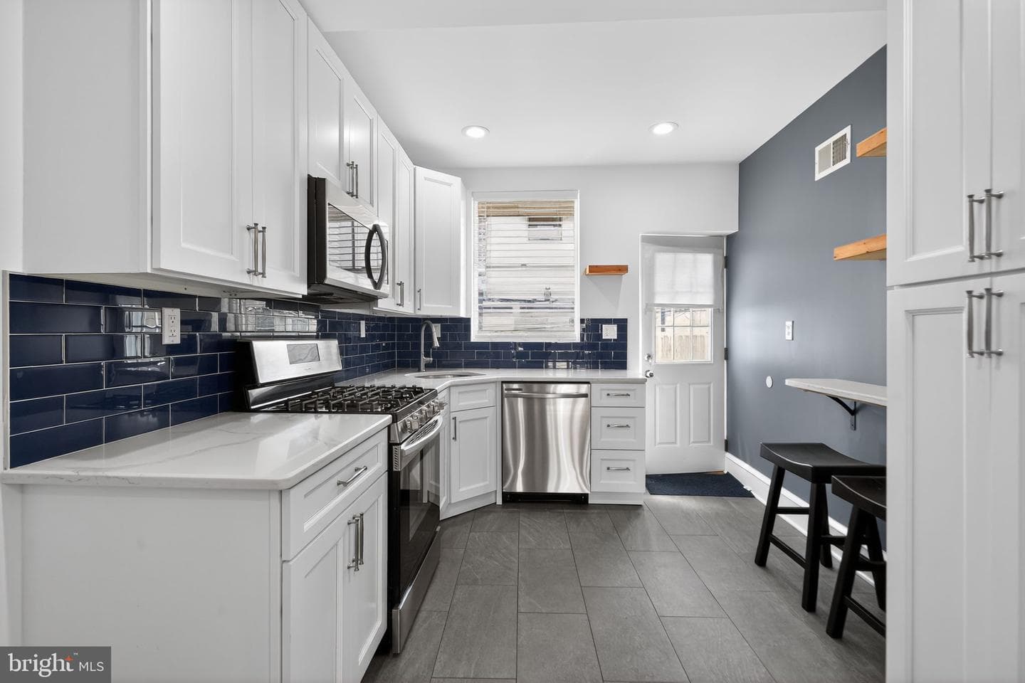 2627 S Camac Street photo 9