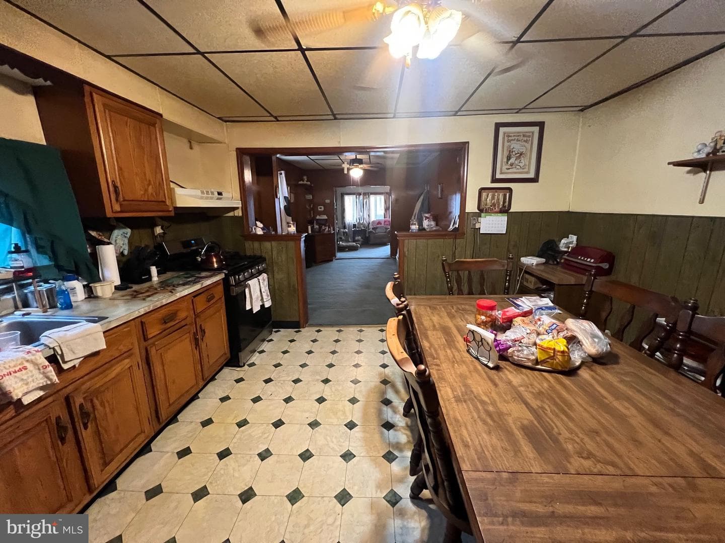 6319 Dickens Avenue photo 3