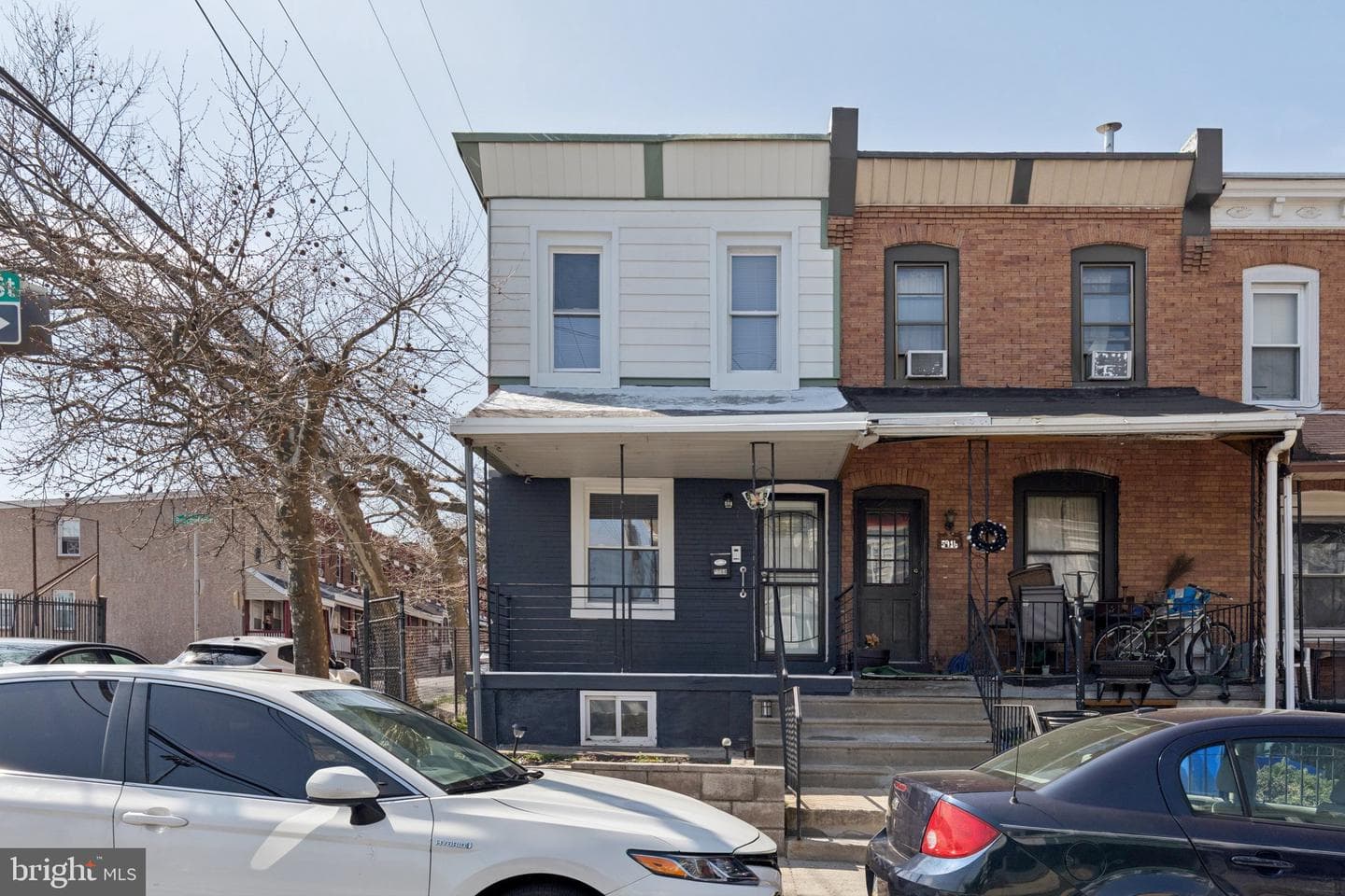 5914 N Norwood Street photo 2