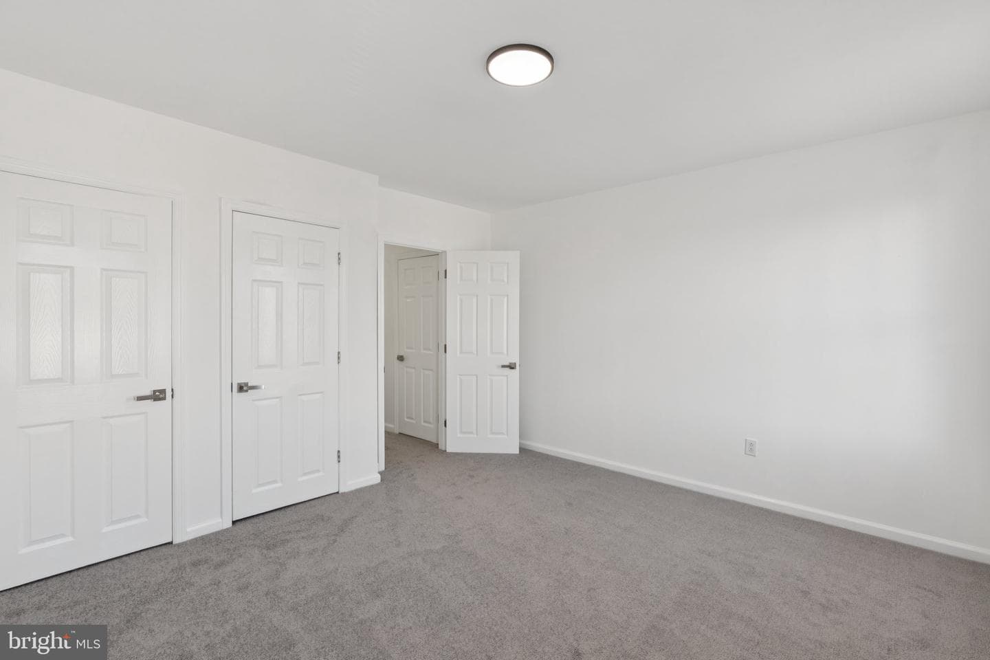 5914 N Norwood Street photo 50