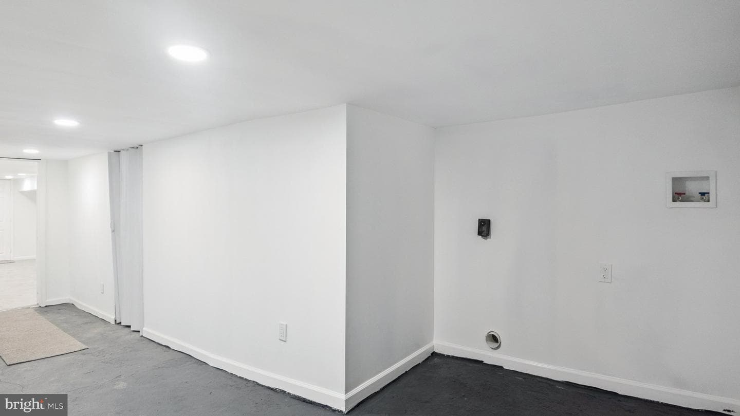 5914 N Norwood Street photo 57