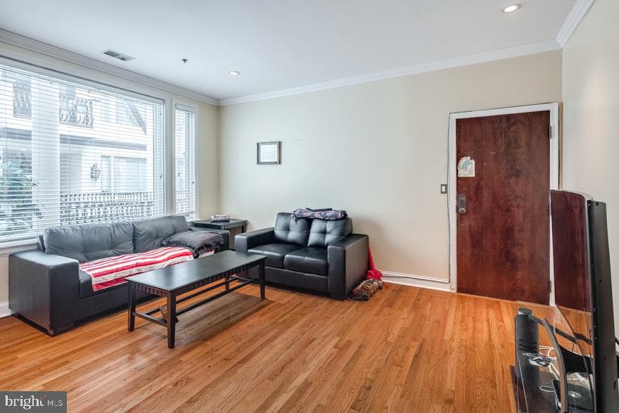 627-37 N 18th Street #208 photo 6