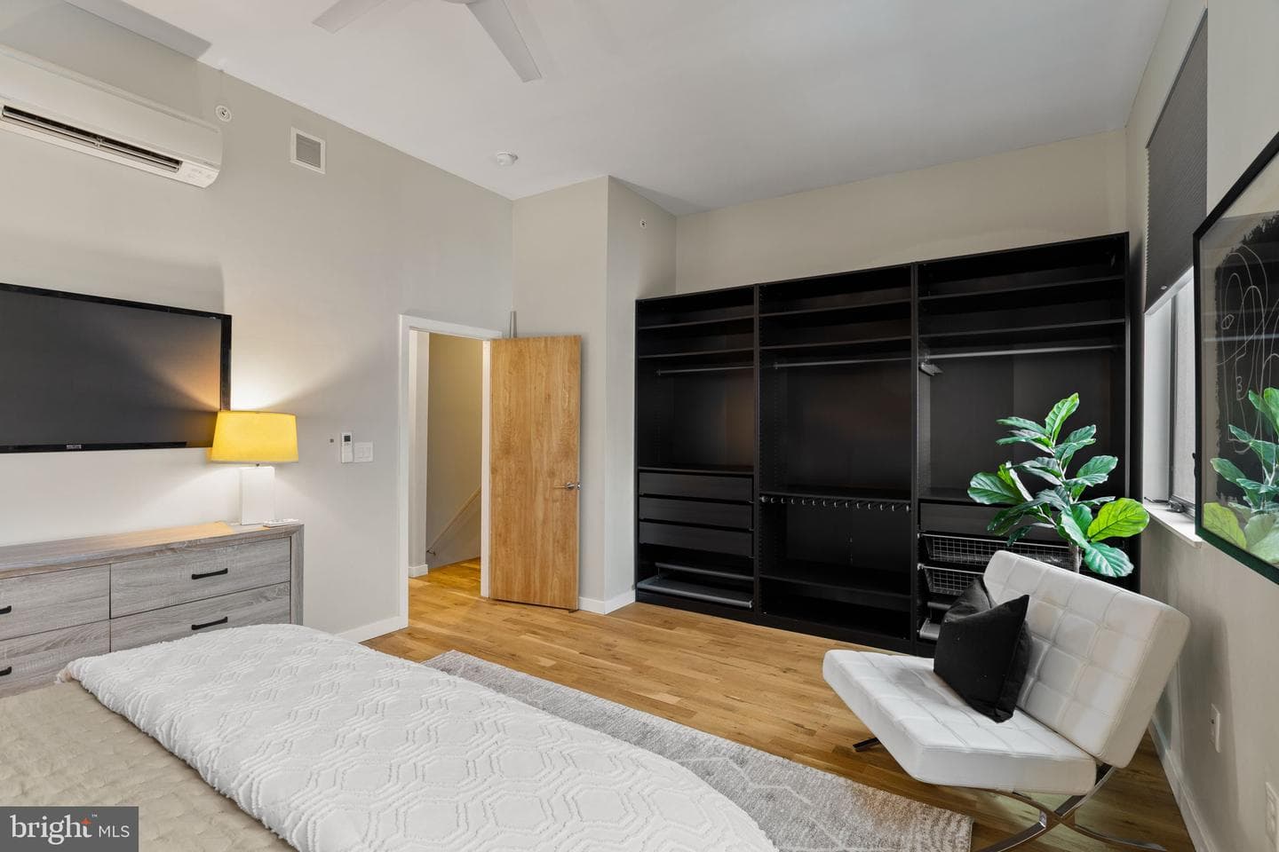 1720 Folsom Street #b photo 21