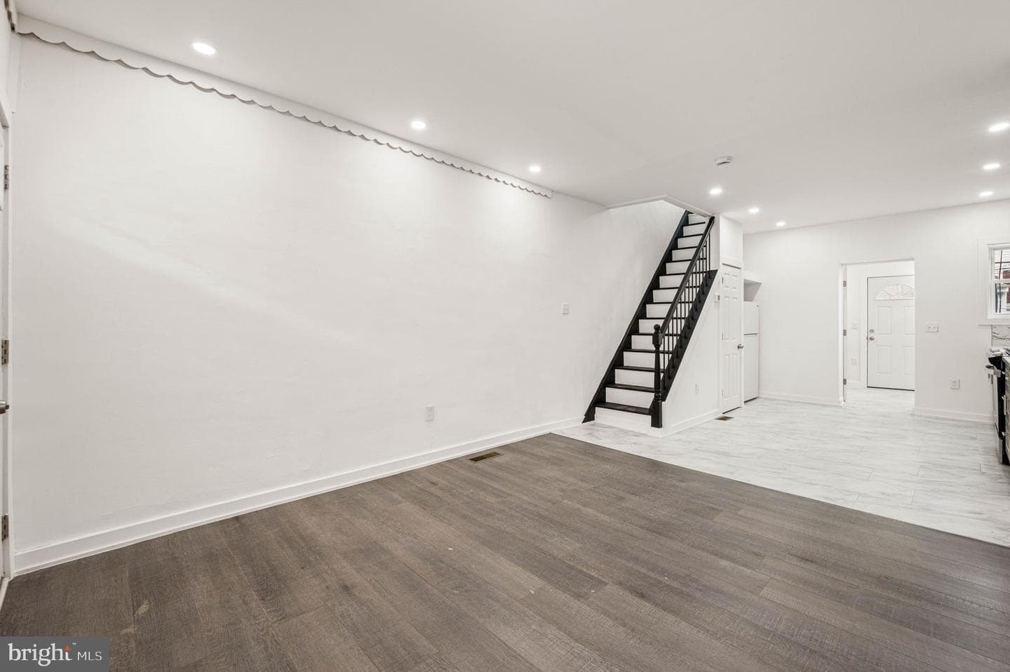 2103 S Daggett Street photo 5