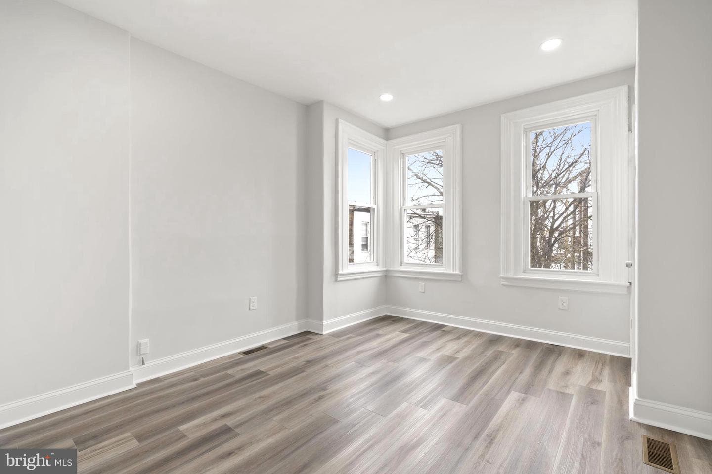 5312 Master Street photo 22