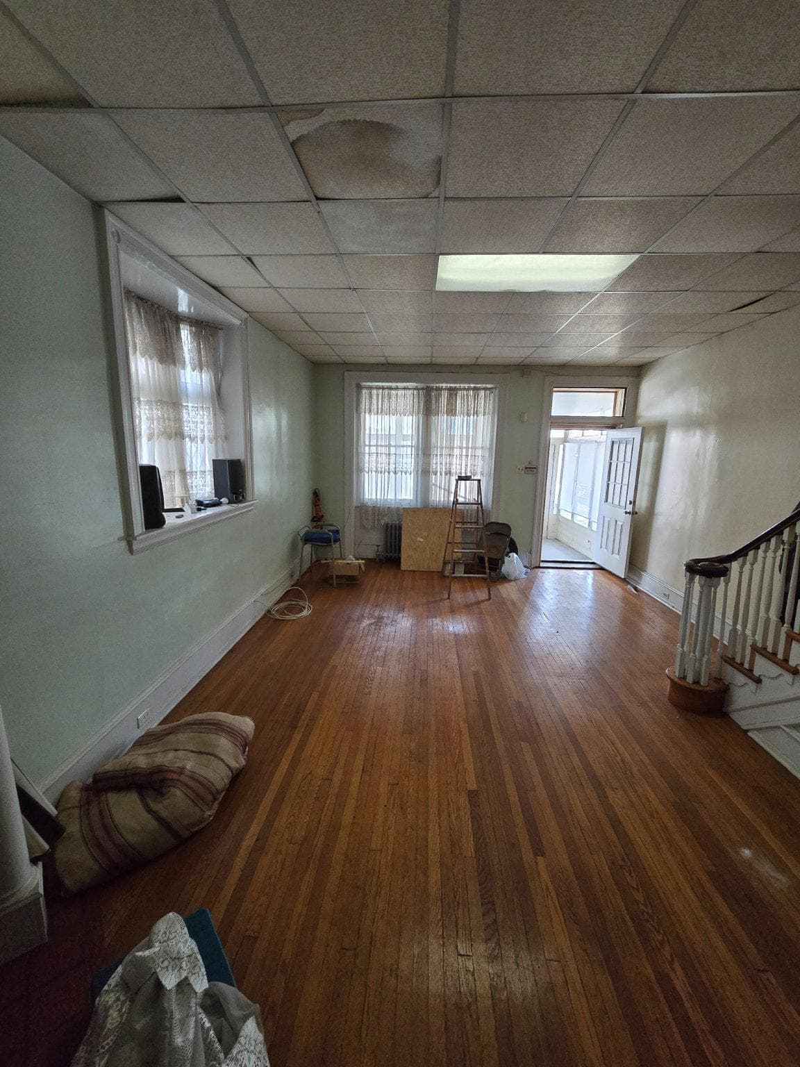1426 Lindley Avenue photo 8