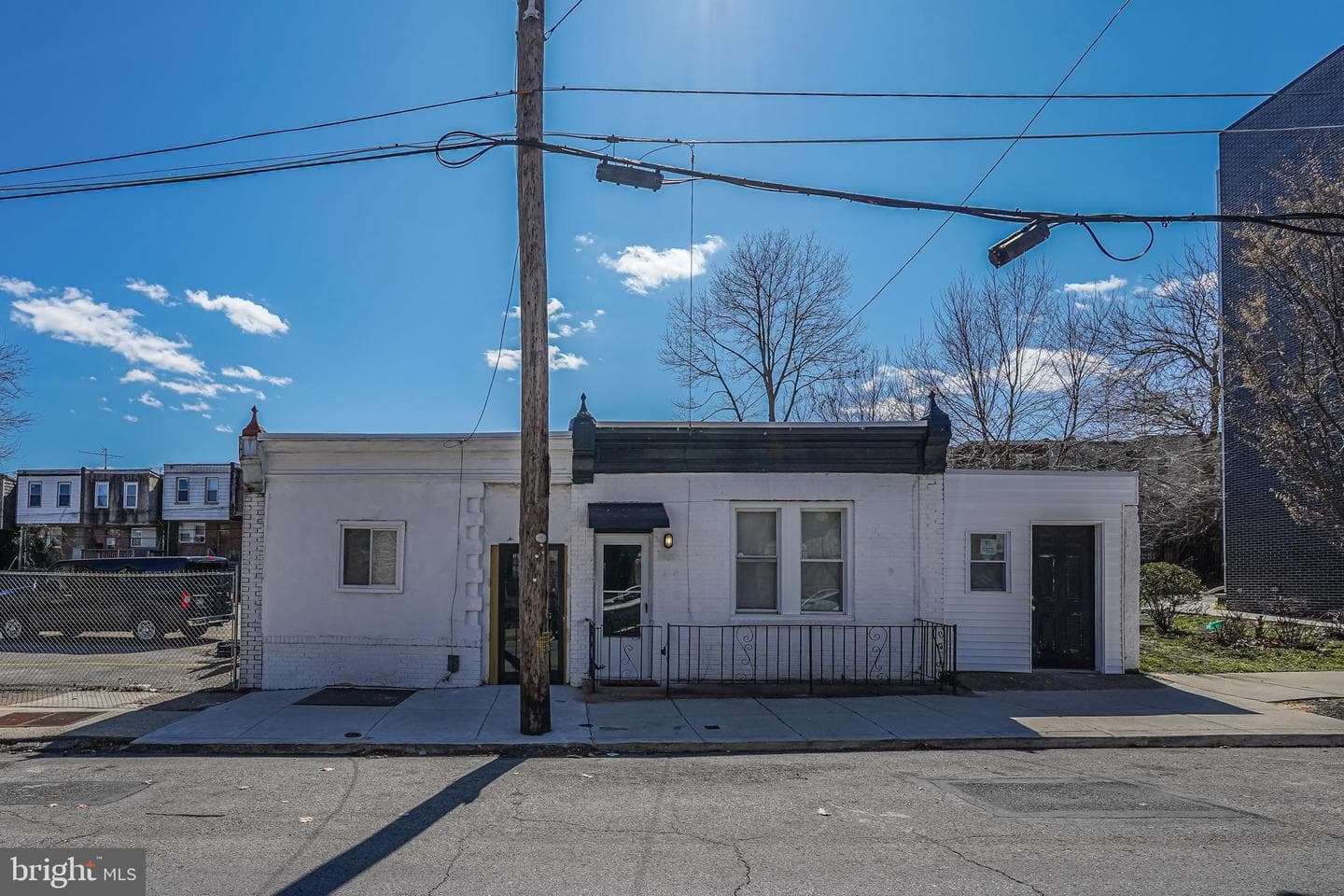 2020 E Haines Street photo 2
