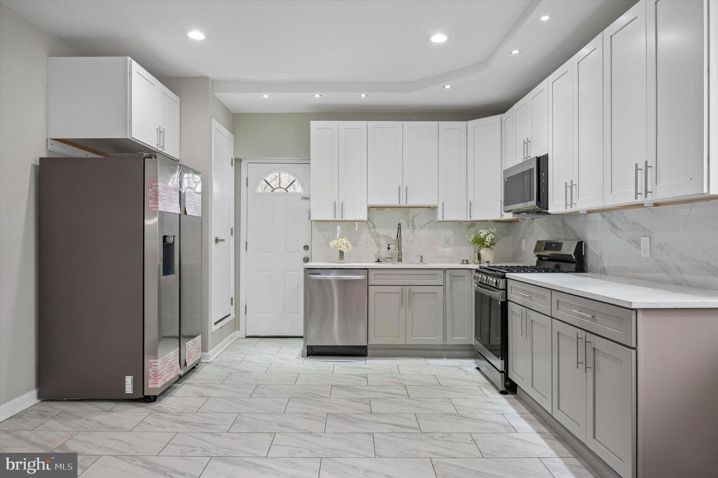 1426 Widener Place photo 3