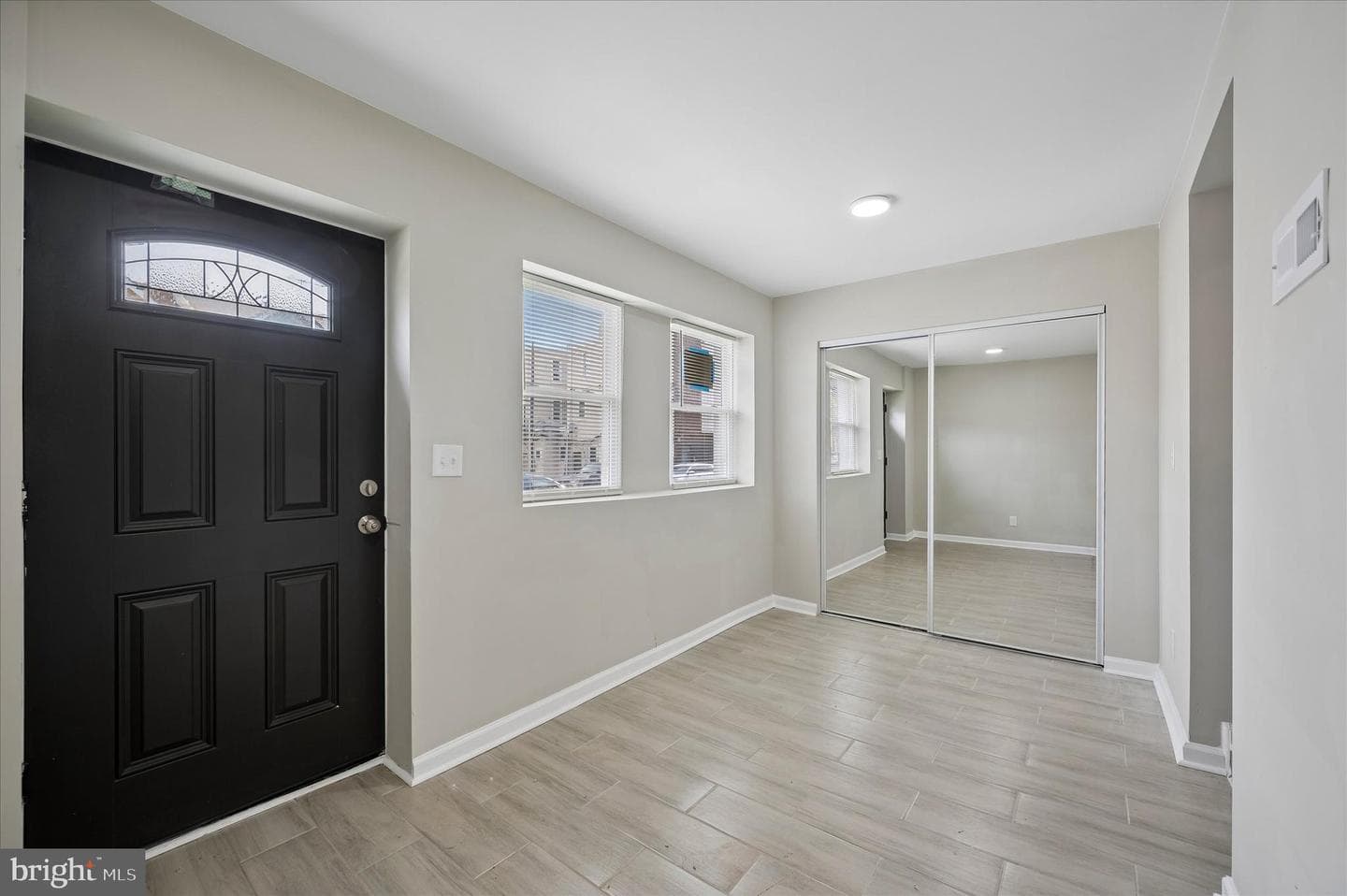 1426 Widener Place photo 6