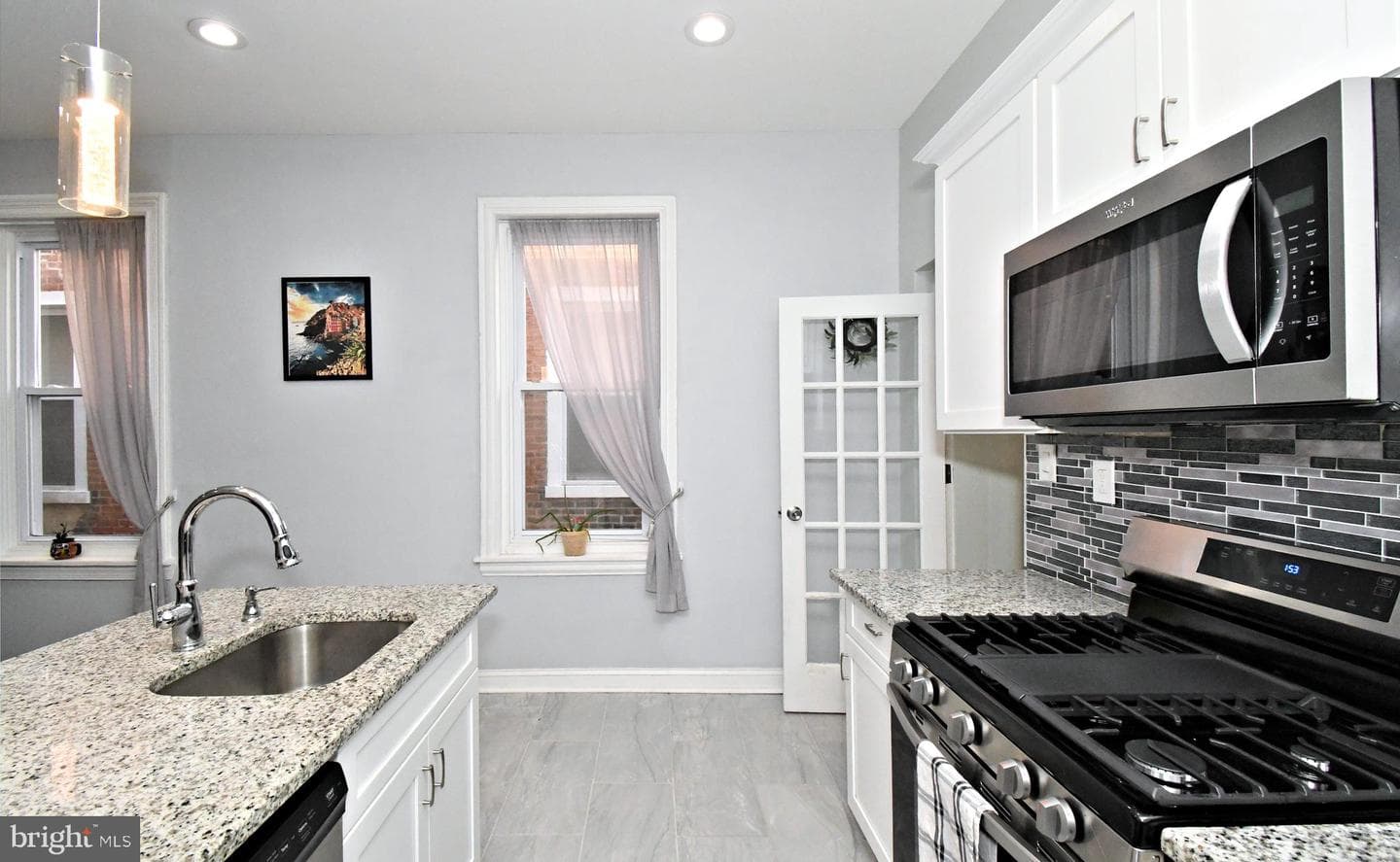1325 N Redfield Street photo 17