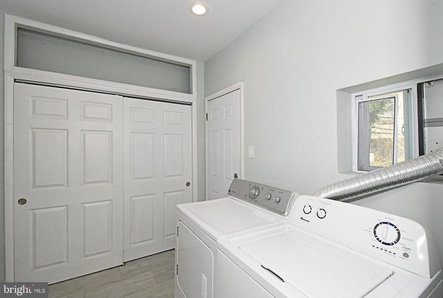 1325 N Redfield Street photo 24