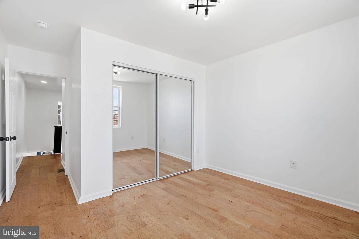 1757 Mohican Street photo 39