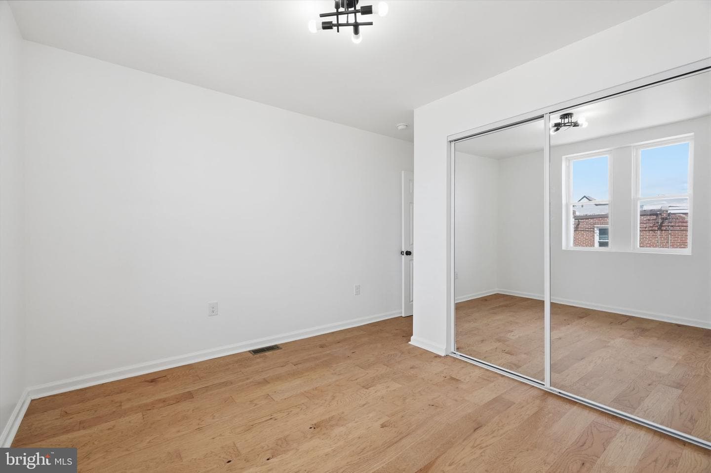 1757 Mohican Street photo 40
