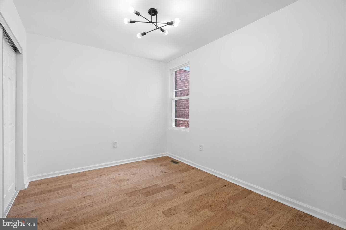 1757 Mohican Street photo 42
