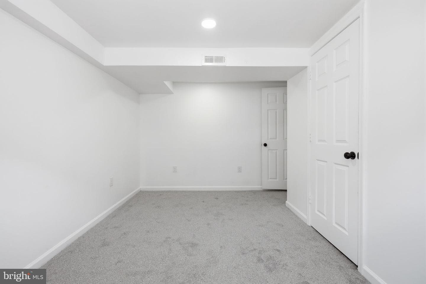 7430 Rugby Street photo 24