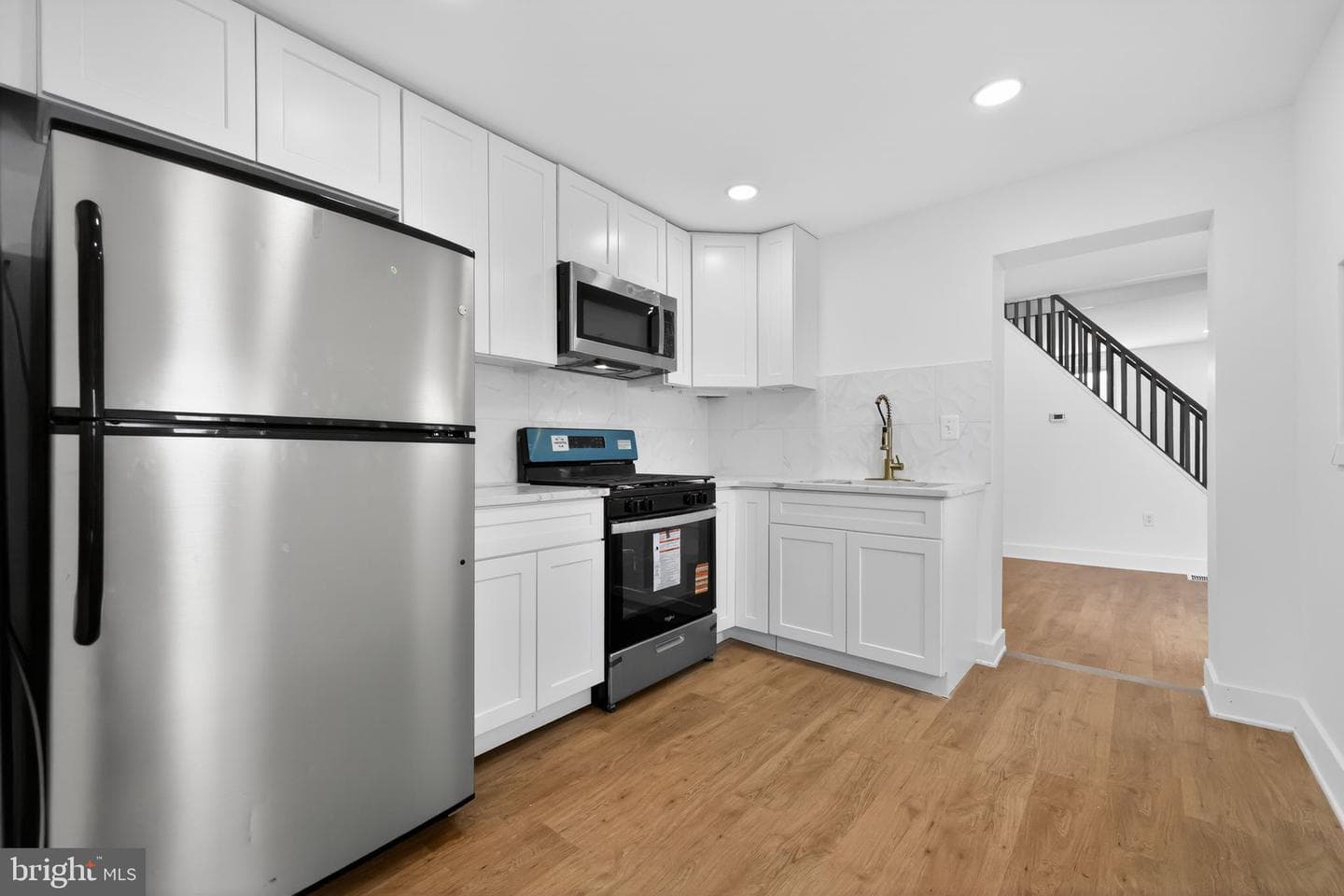 5141 Charles Street photo 11